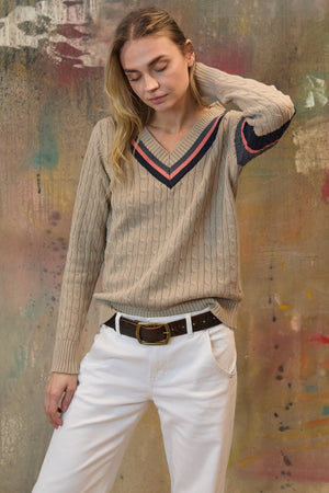 Ines V Neck Sweater 605