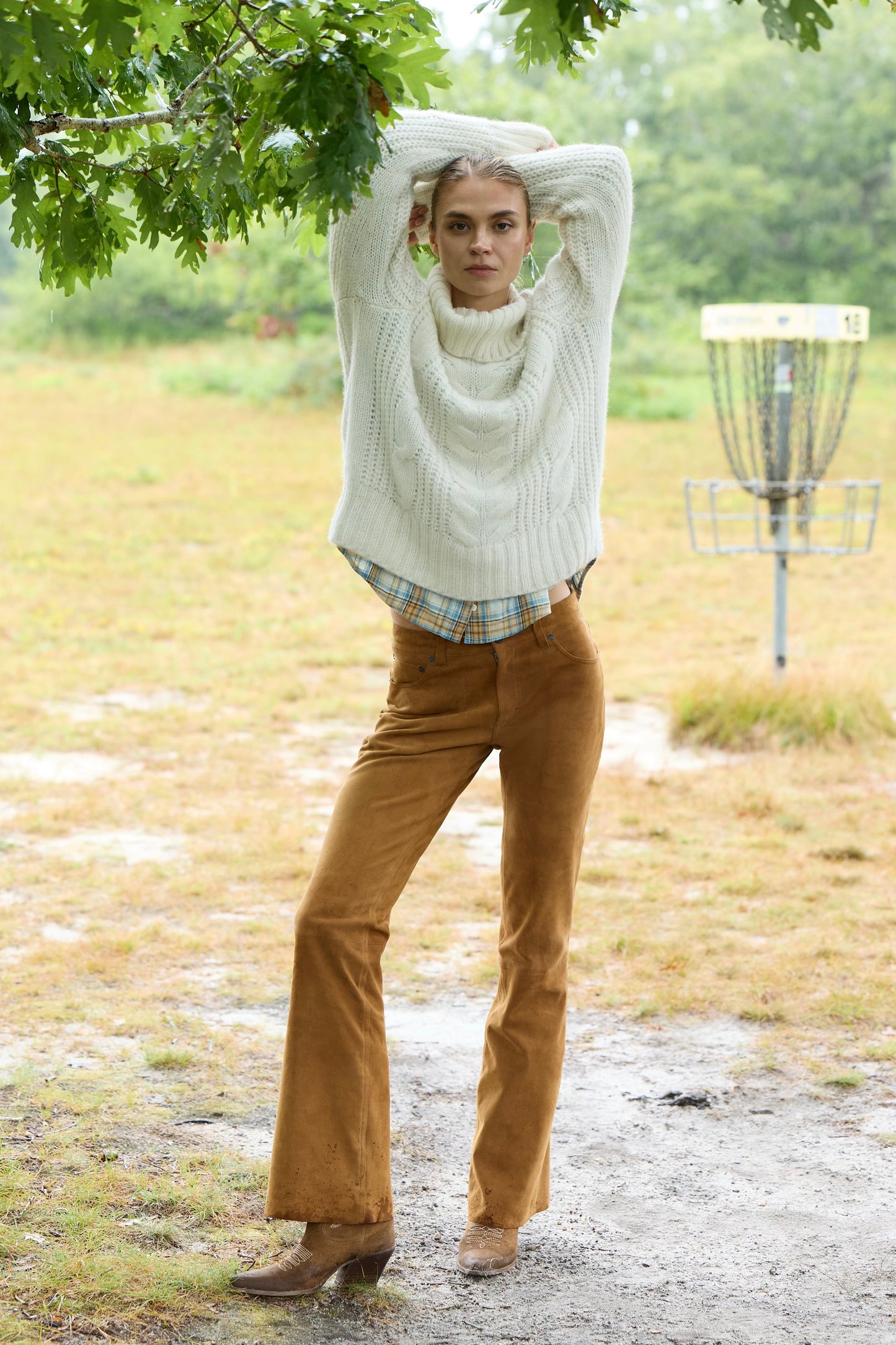 Lido Low Rise Bootcut Pant 103