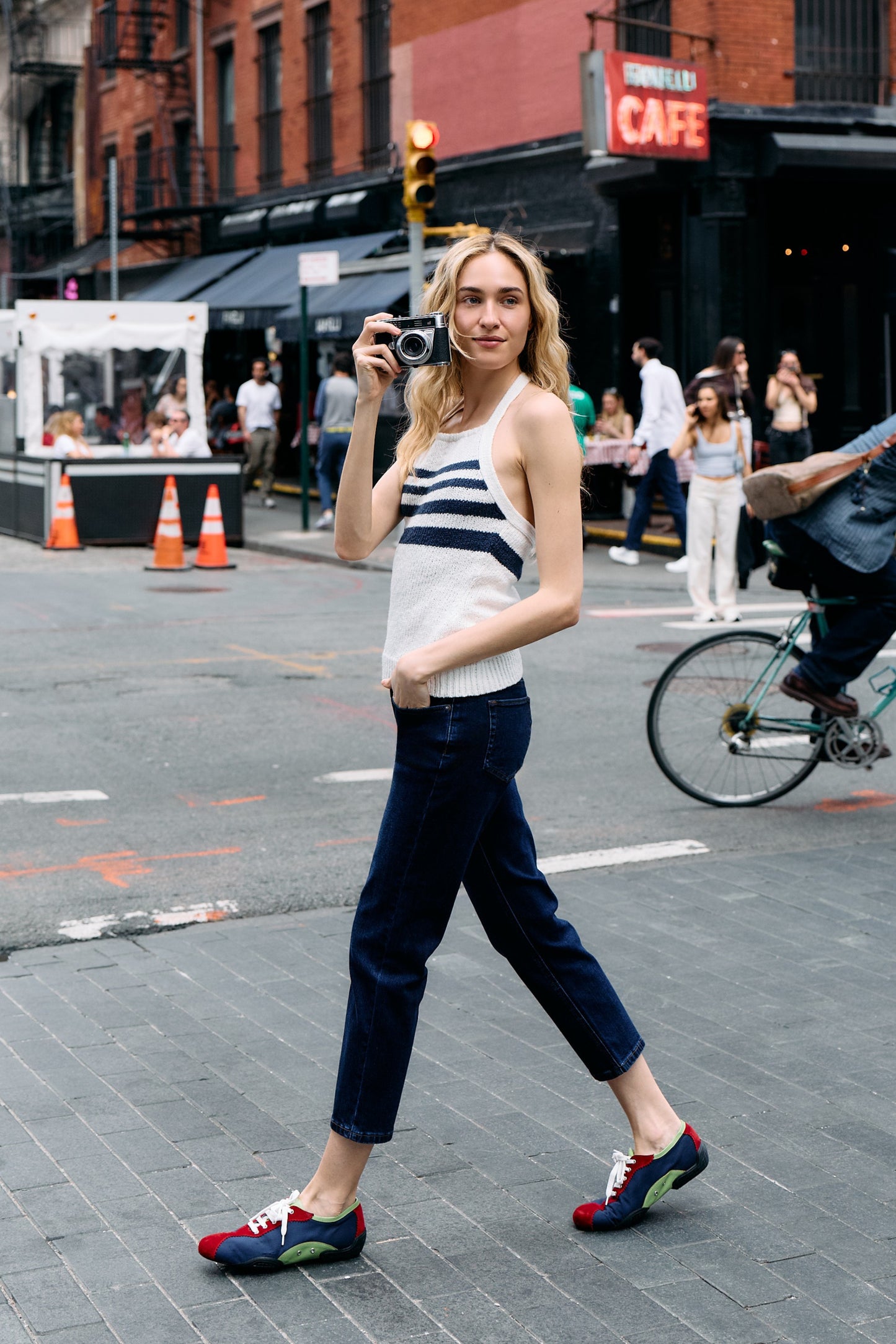 Paris Cropped Leg 114