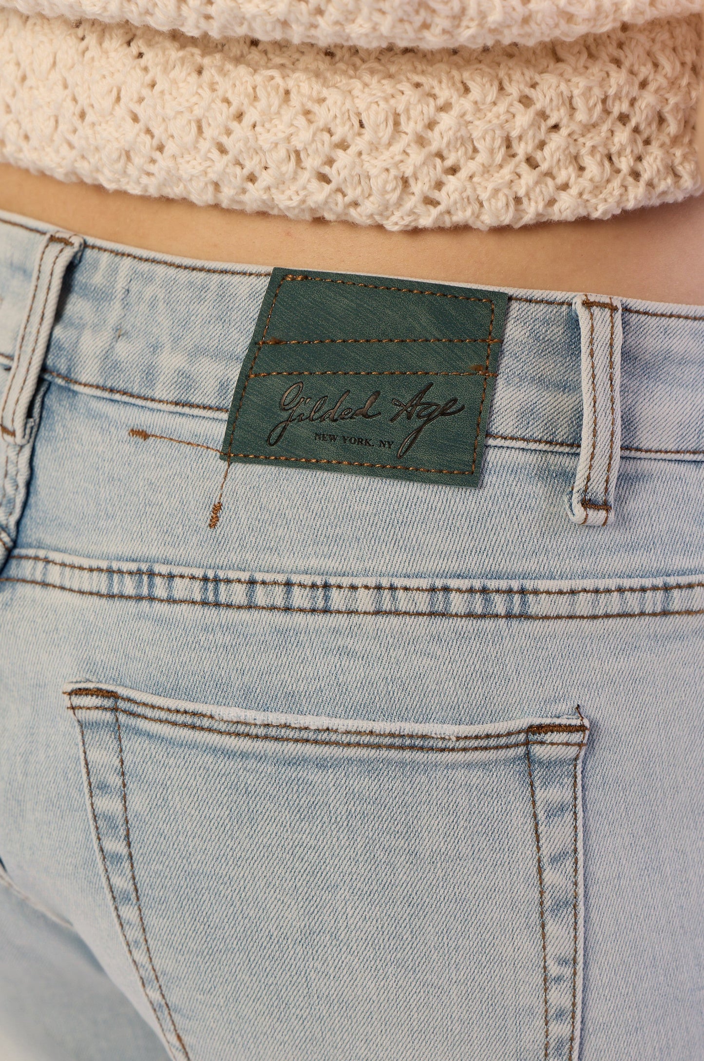 Paris Cropped Leg 114