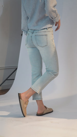 Paris Cropped Leg 114